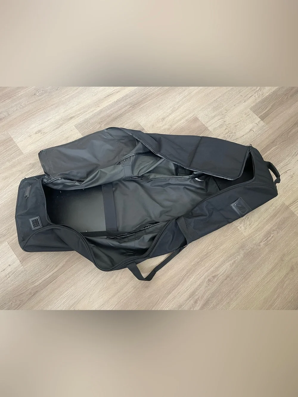 Bag Boy T-250 Black Men’s Travel Golf Bag with Wheels